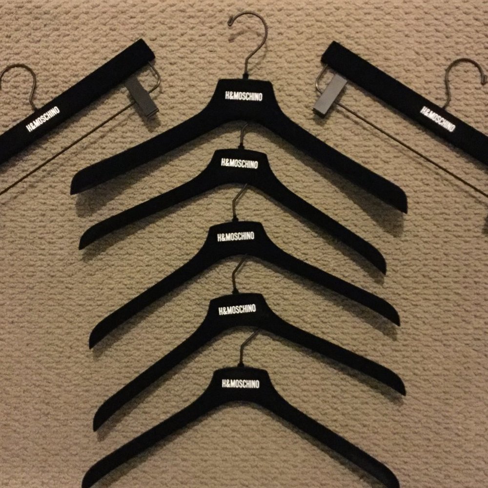 MOSCHINO H&M 7 PCS OF BLACK VELVET CLOTHES HANGERS
